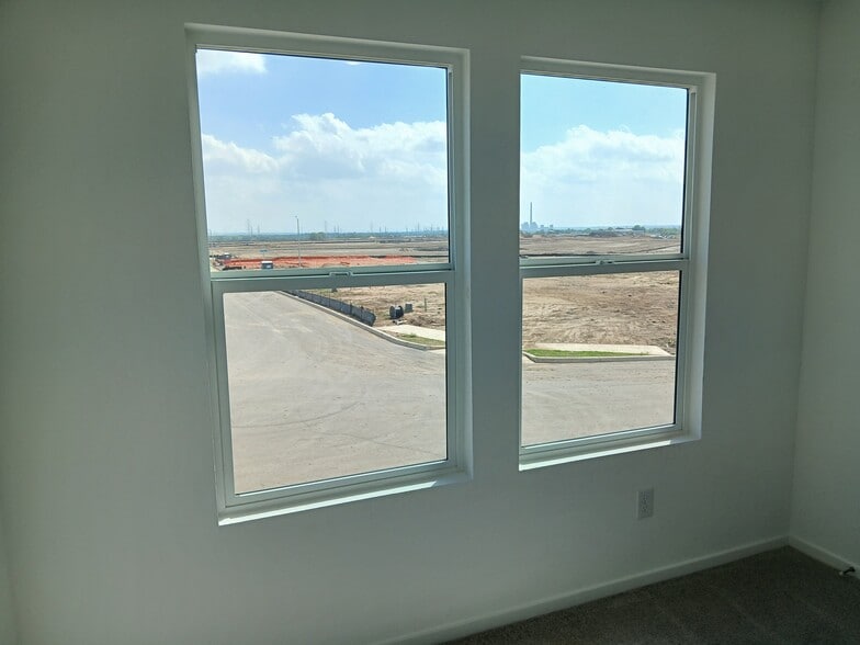 Building Photo - 7634 Barcelo Way