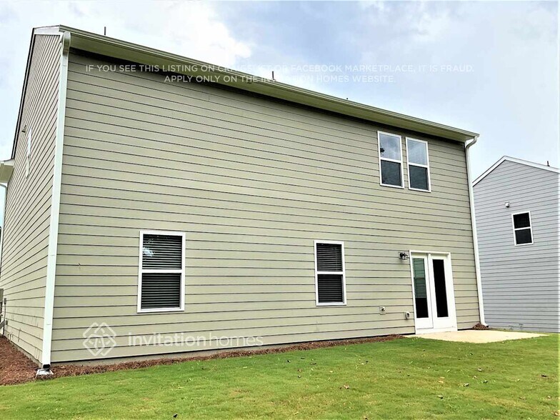 Building Photo - 260 Colbury St