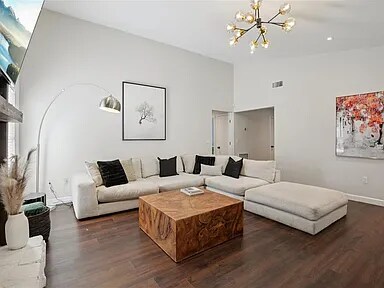 Building Photo - 665 Eastpointe Pky