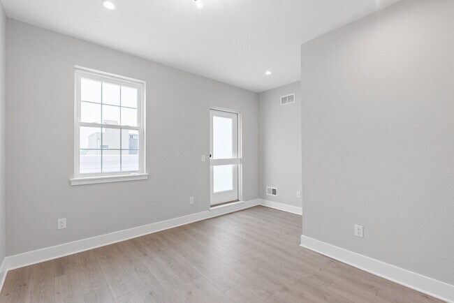 Building Photo - 2245 Titan St