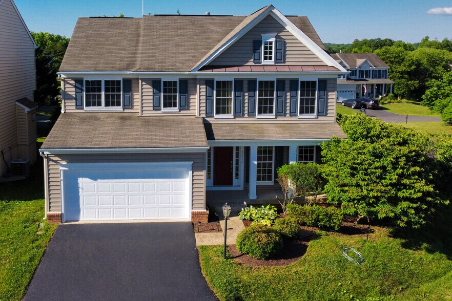 Building Photo - 35270 Overlook Dr
