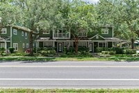 Building Photo - 833 N Fern Creek Ave