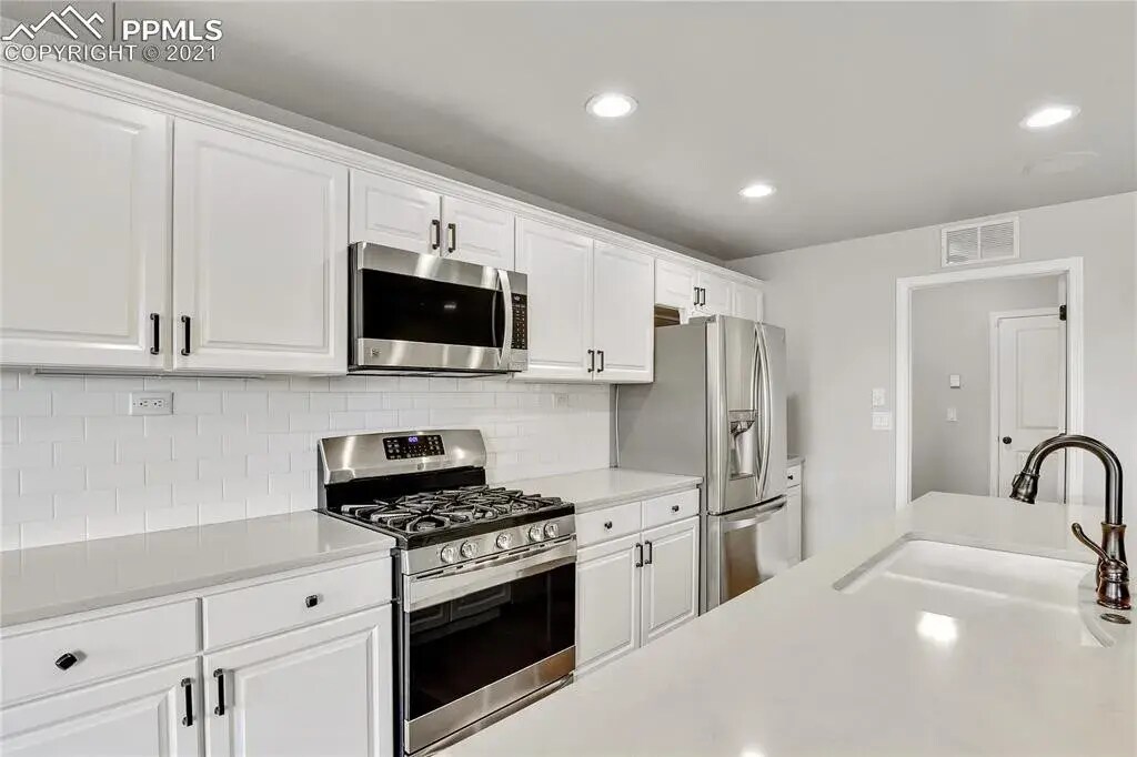 Building Photo - 9316 Rock Pond Way