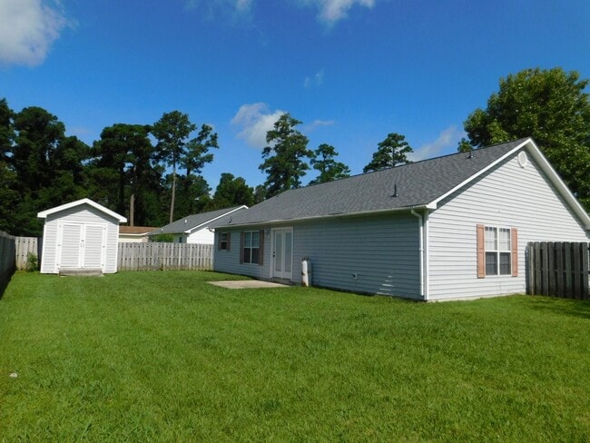 Building Photo - Single Family home