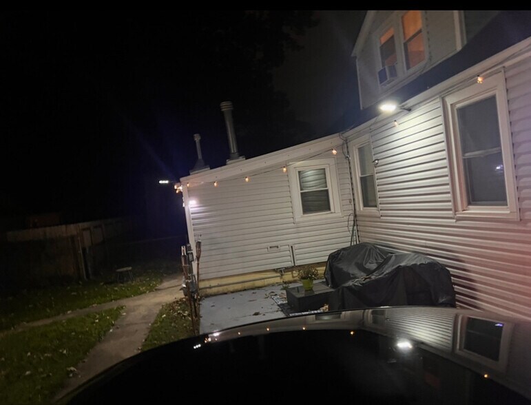 Building Photo - 6352 Edward St