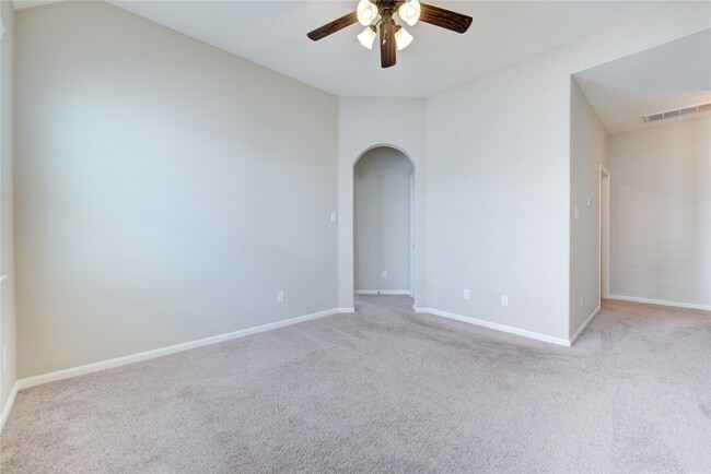 Building Photo - 12130 La Strada St