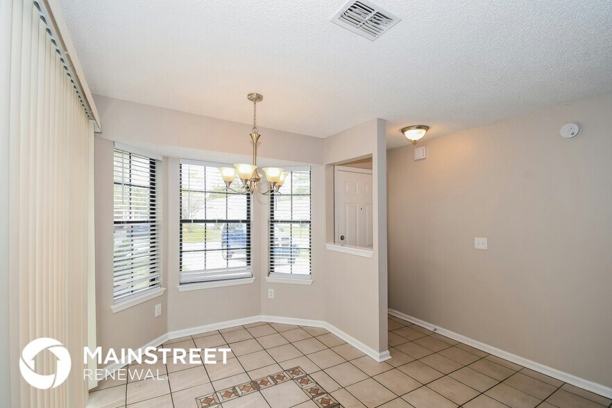 Building Photo - 5123 Somerton Ct