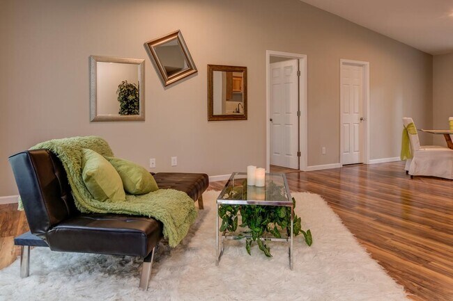 Building Photo - 15 Sand Hill School Rd