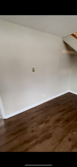 Living Room - 1950 Park Ave