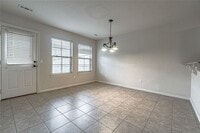 Building Photo - 926 Kensington Dr