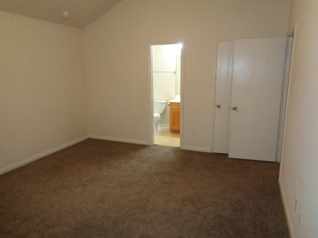 Building Photo - 12079 La Salle Oaks