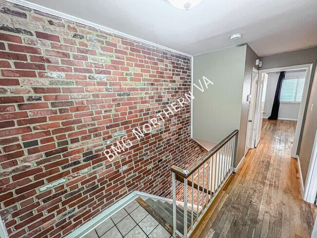 Building Photo - 3816B Steppes Ct