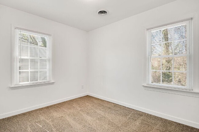 Building Photo - Charming 3 Bedroom Home in Highland Springs – $1,599/mo