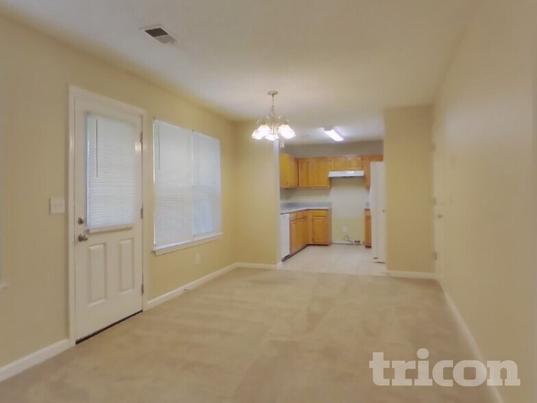Building Photo - 3853 Sunview Dr NW