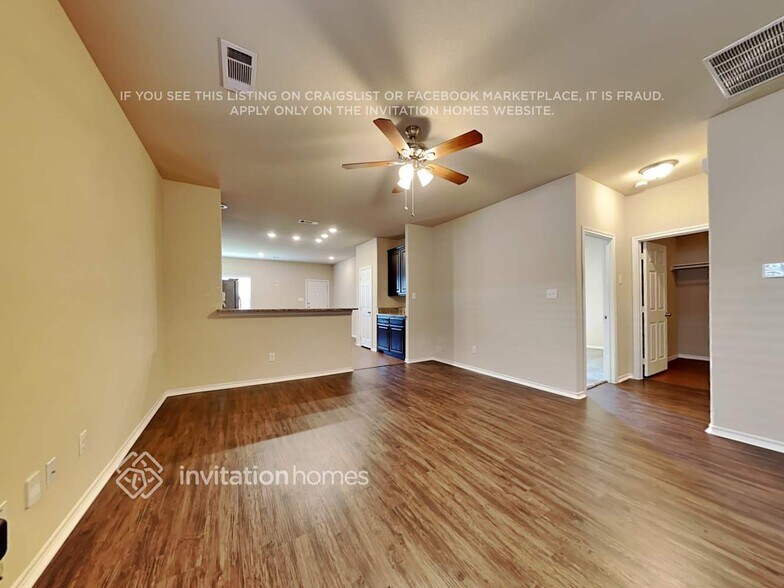 Building Photo - 1804 Wickham Dr