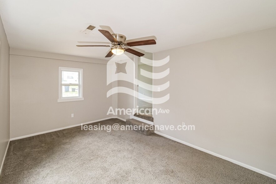 Building Photo - 7405 Montgall Ave