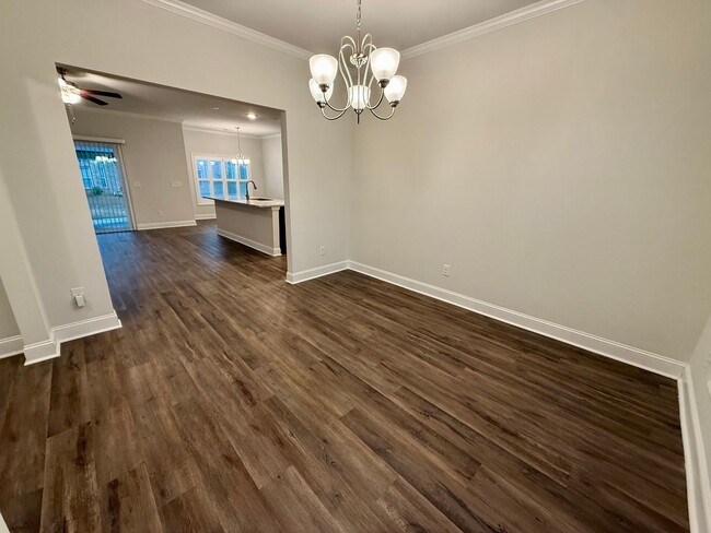 Building Photo - Newly Available in Heritage Bay!