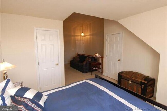 Master Bed Living Area #2 - 650 9th St SW