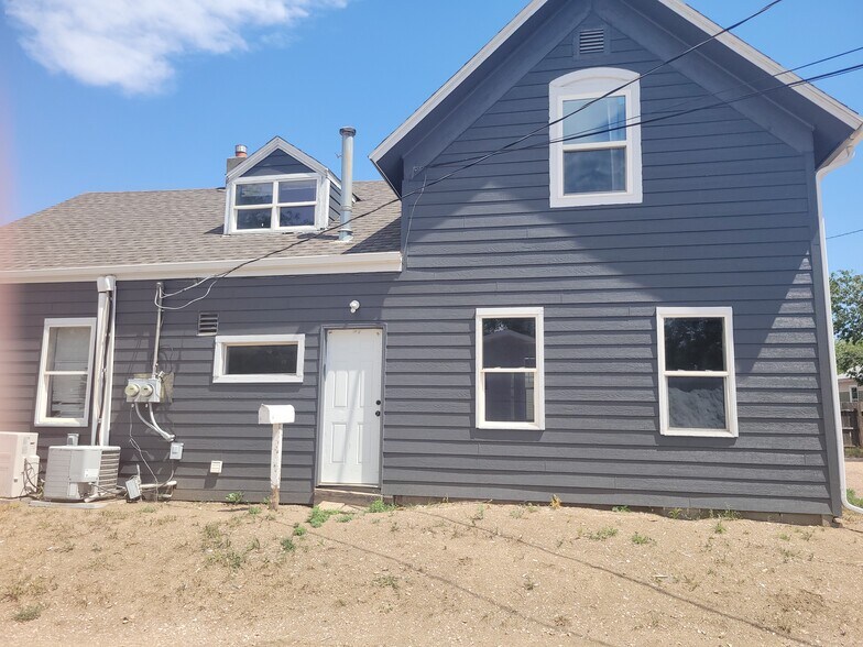 Building Photo - 109 Saint Anne St