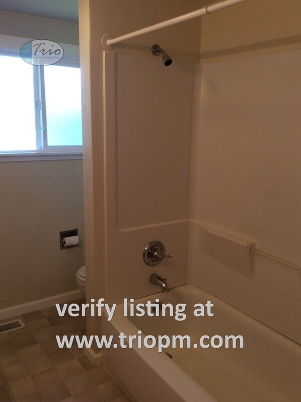 Building Photo - 195 E. 39th. Avenue