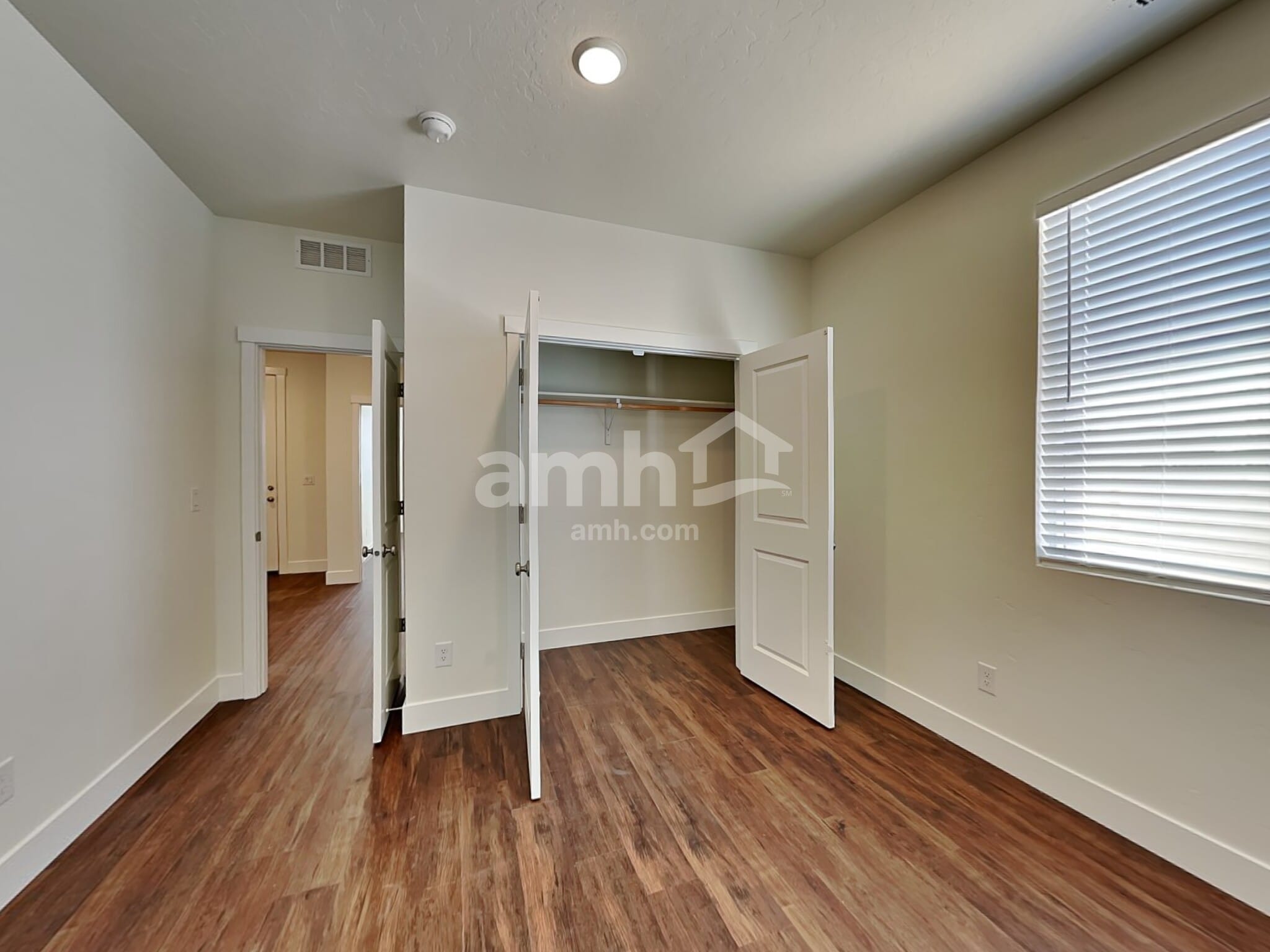 Building Photo - 9376 W Dove Creek St