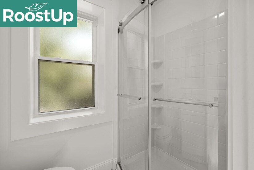 Building Photo - RoostUp Furnished Private Bedroom with Pri...