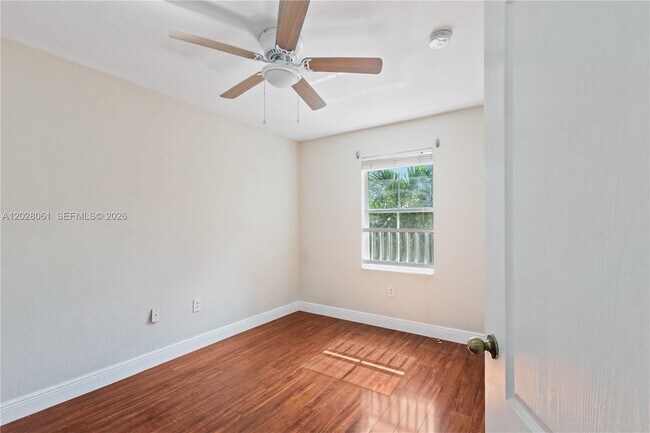 Building Photo - 3126 SW 128th Ave