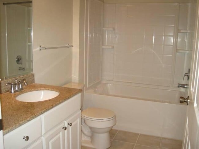 Building Photo - 225 Southern Pecan Cir