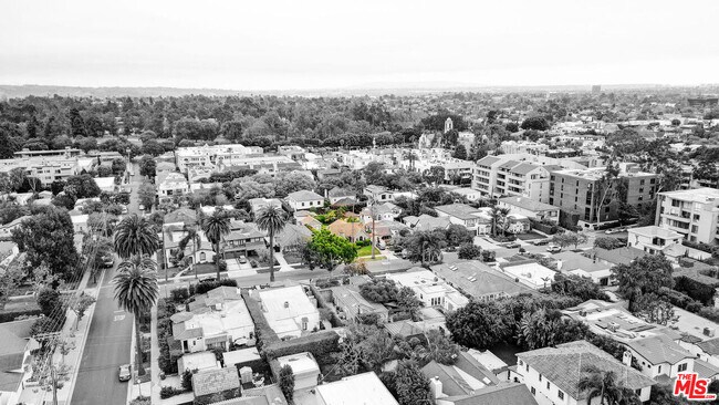 Building Photo - 10372 Tennessee Ave