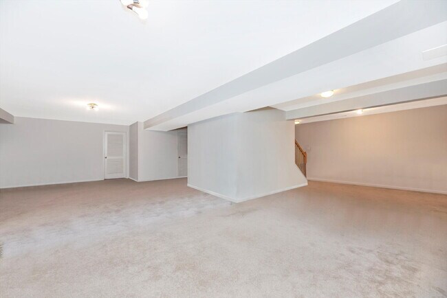 Building Photo - Beautiful 4-Bedroom Colonial in Walkersville