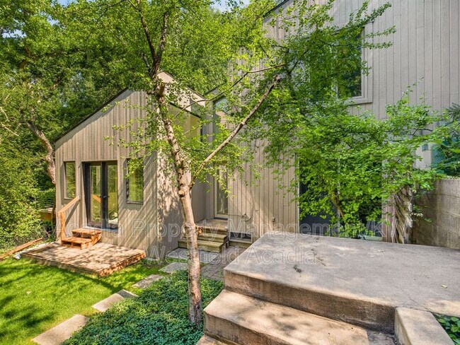 Building Photo - 11107 Gambel Oak Cir