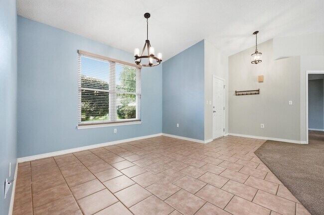 Building Photo - 1243 Jefferyscot Dr