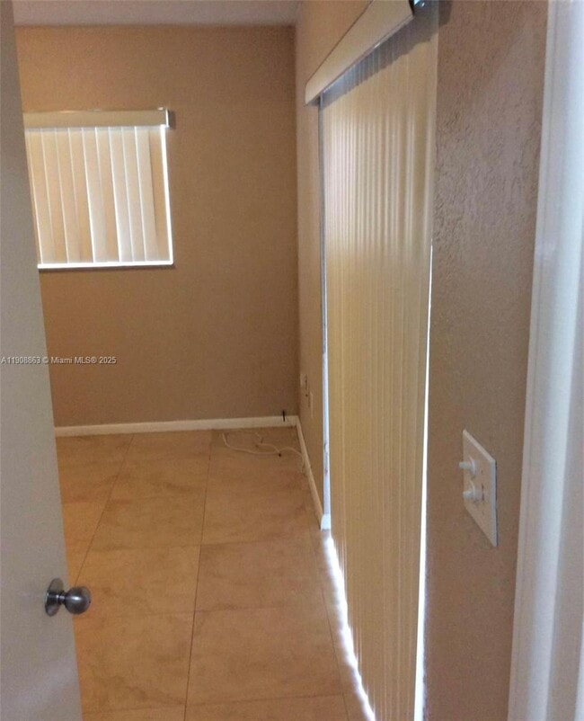 Building Photo - 14377 SW 97th Terrace