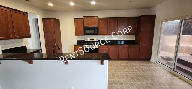 Building Photo - 3215 Tumbleweed Ave