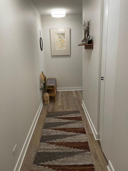 Building Photo - 70 W Huron St