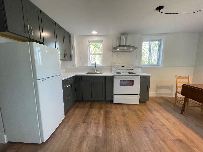 Building Photo - 74 Battle Ave