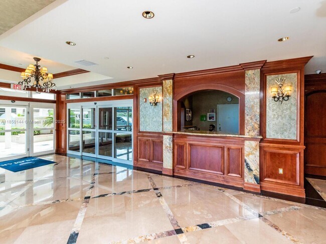 Building Photo - 9595 Collins Ave