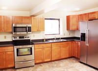 Building Photo - 1056 North Ave