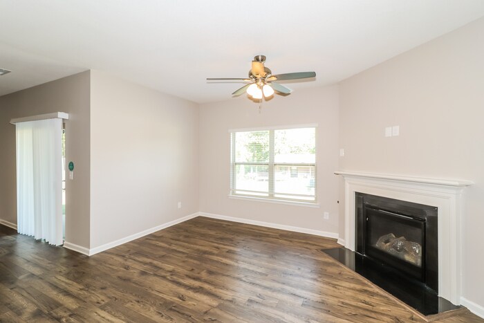 Building Photo - 415 Beau Tisdale Dr