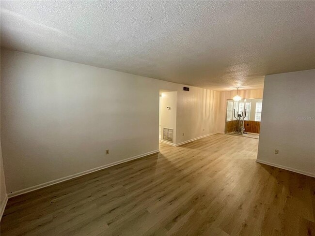 Building Photo - 4507 9th St W