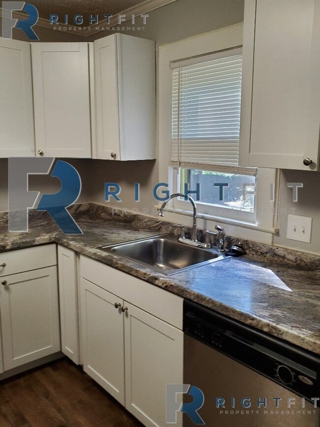 Building Photo - Welcome Home!