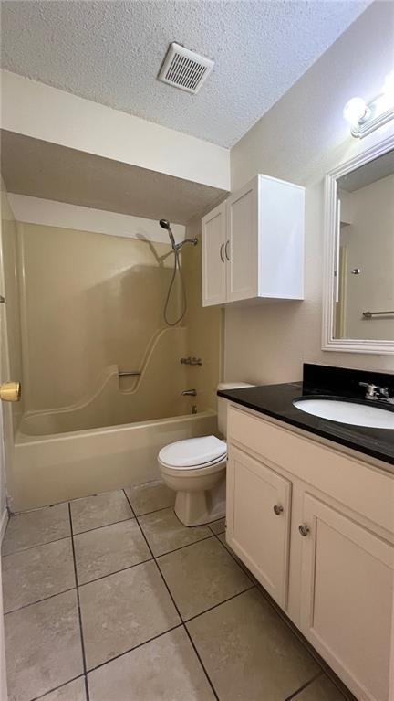 Building Photo - 10 Brookhaven Ct