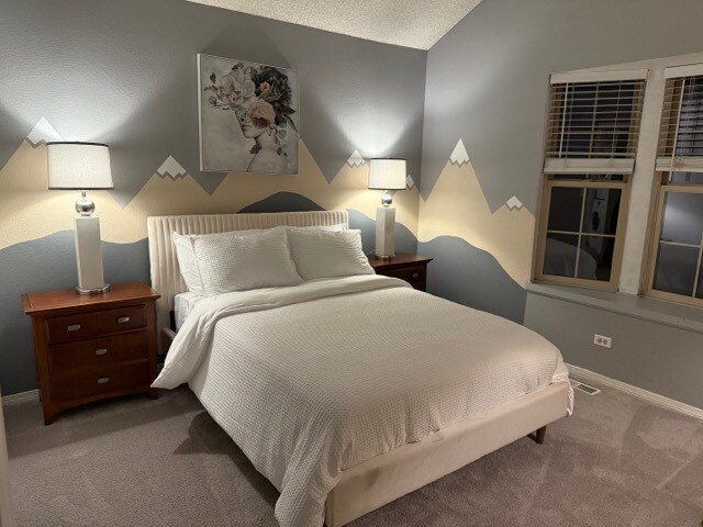 Building Photo - 6741 Mountain Top Ln