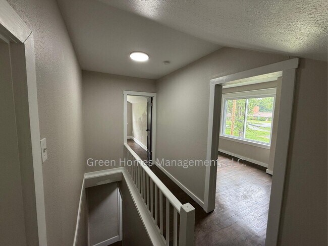 Building Photo - 11722 Larimore Rd