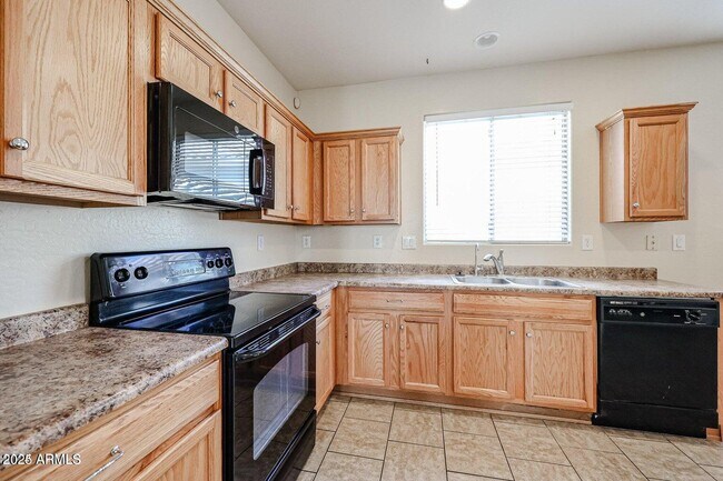 Building Photo - 43337 N Heavenly Way