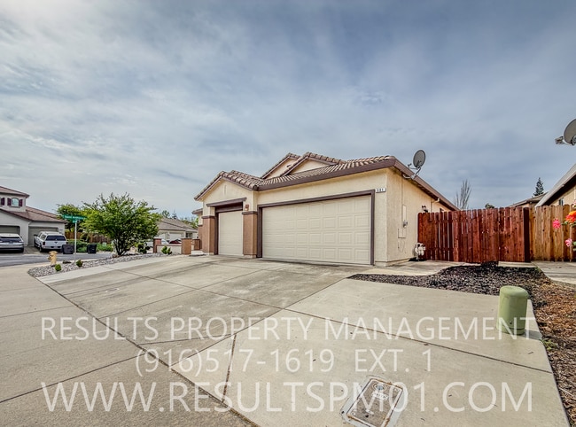 Building Photo - Single Story in West Roseville