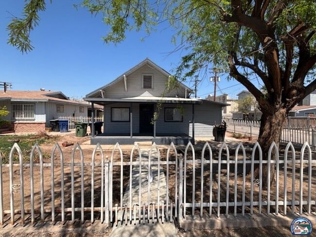 Primary Photo - 113 Roosevelt St