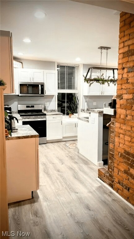 Building Photo - 501 5th St