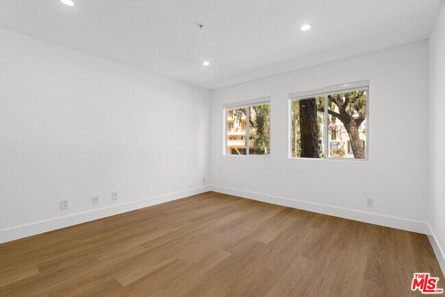 Building Photo - 16100 Sunset Blvd