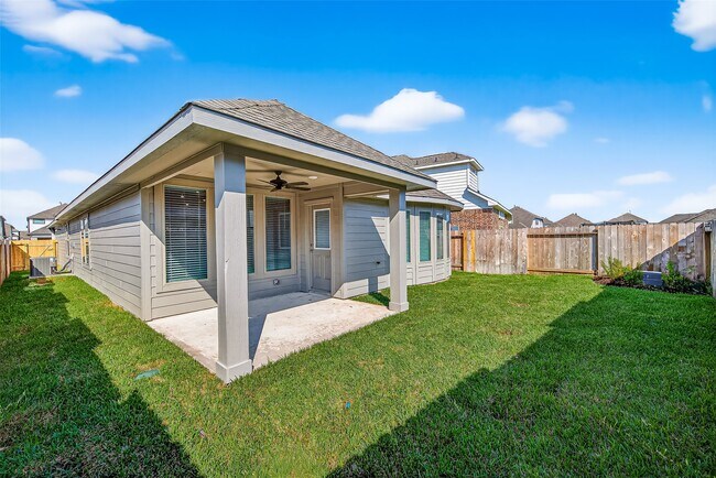 Building Photo - 8915 Field Daisy Ct